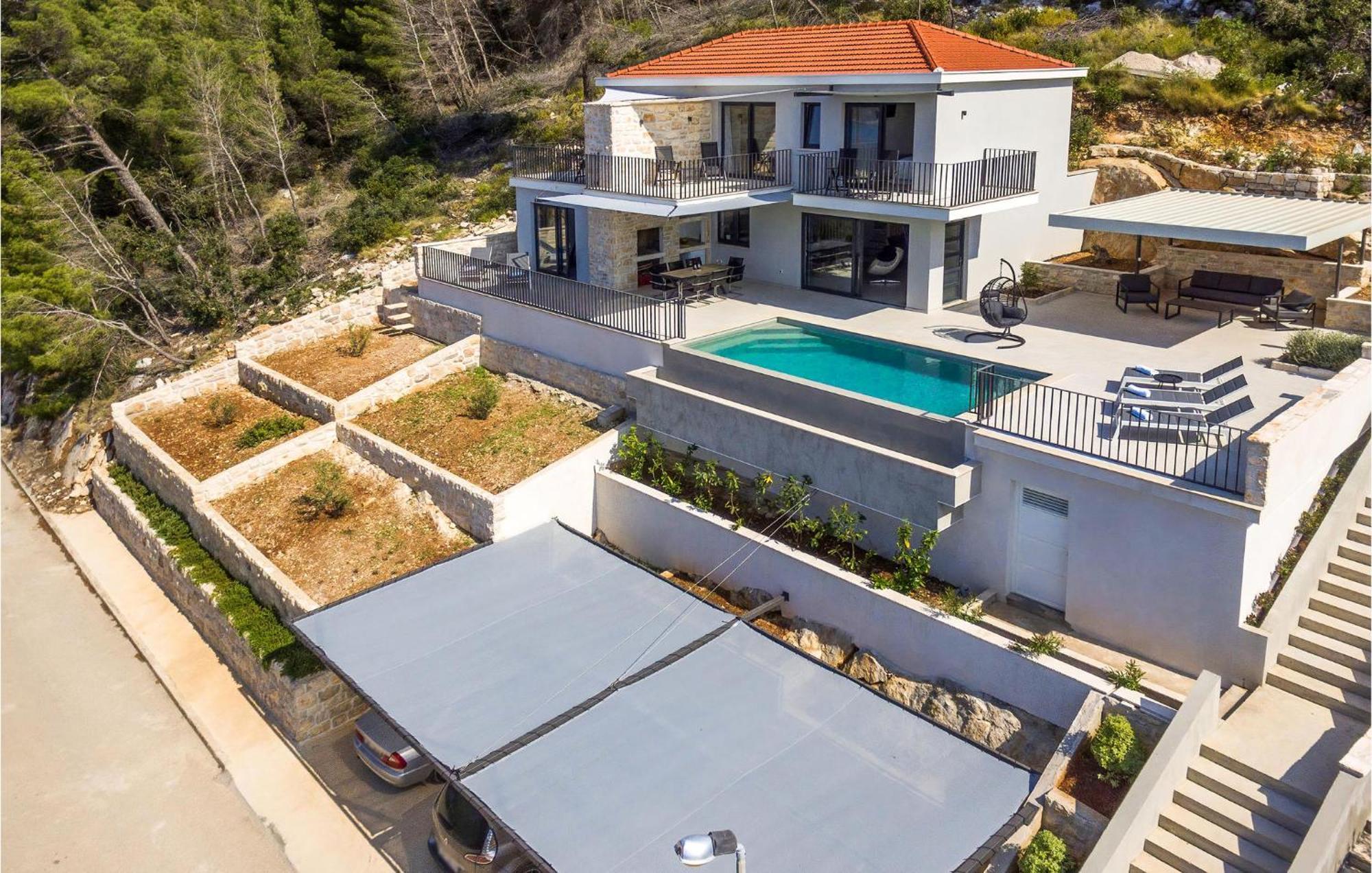 3 Bedroom Amazing Home In Blato Blato  Exterior photo